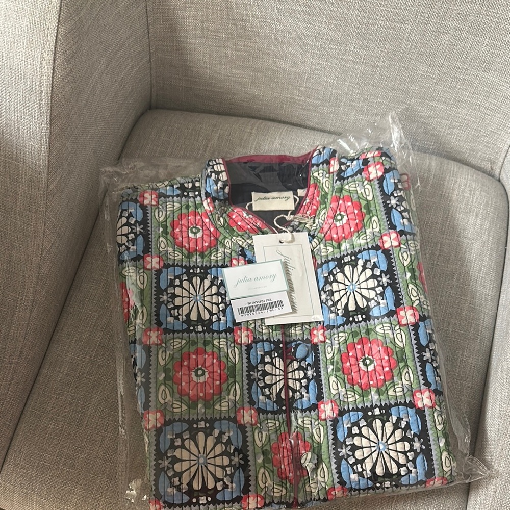 NWT Julia Amory Wellington Vest - Jewelbox - Picture 2 of 7